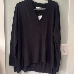 NWT Treasure and Bond lightweight black v neck sweater size XL